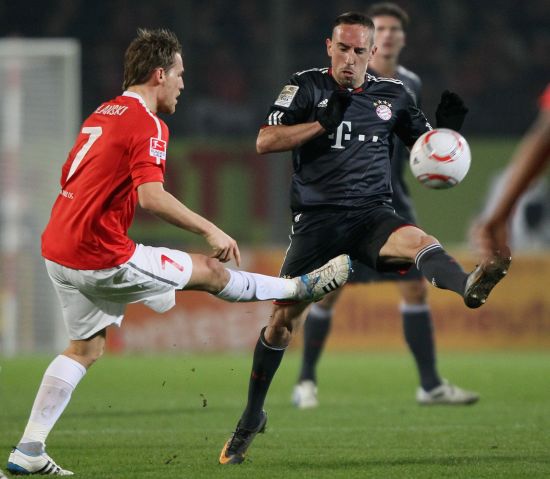 他不仅拥有 他不仅拥有